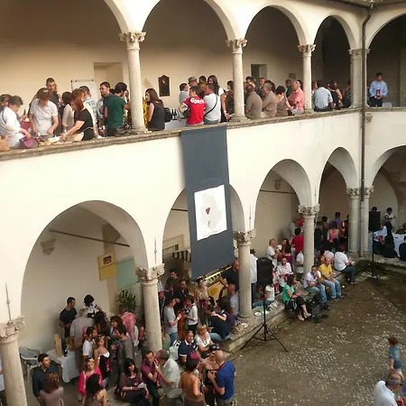 Porchiano Del Monte Bed and breakfast 3*